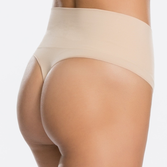 Spanx everyday shaping panties thongs - Picture 2 of 2